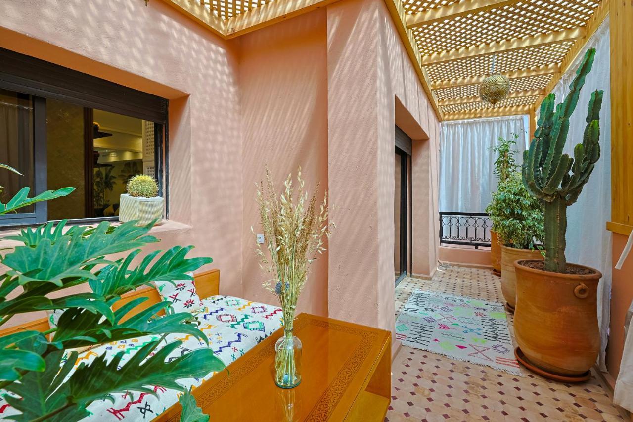 Oasis - Appartement Authentique A Gueliz マラケシュ エクステリア 写真